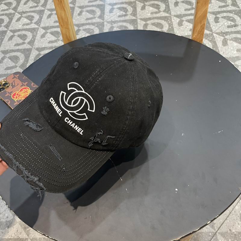 Chanel cap (64)